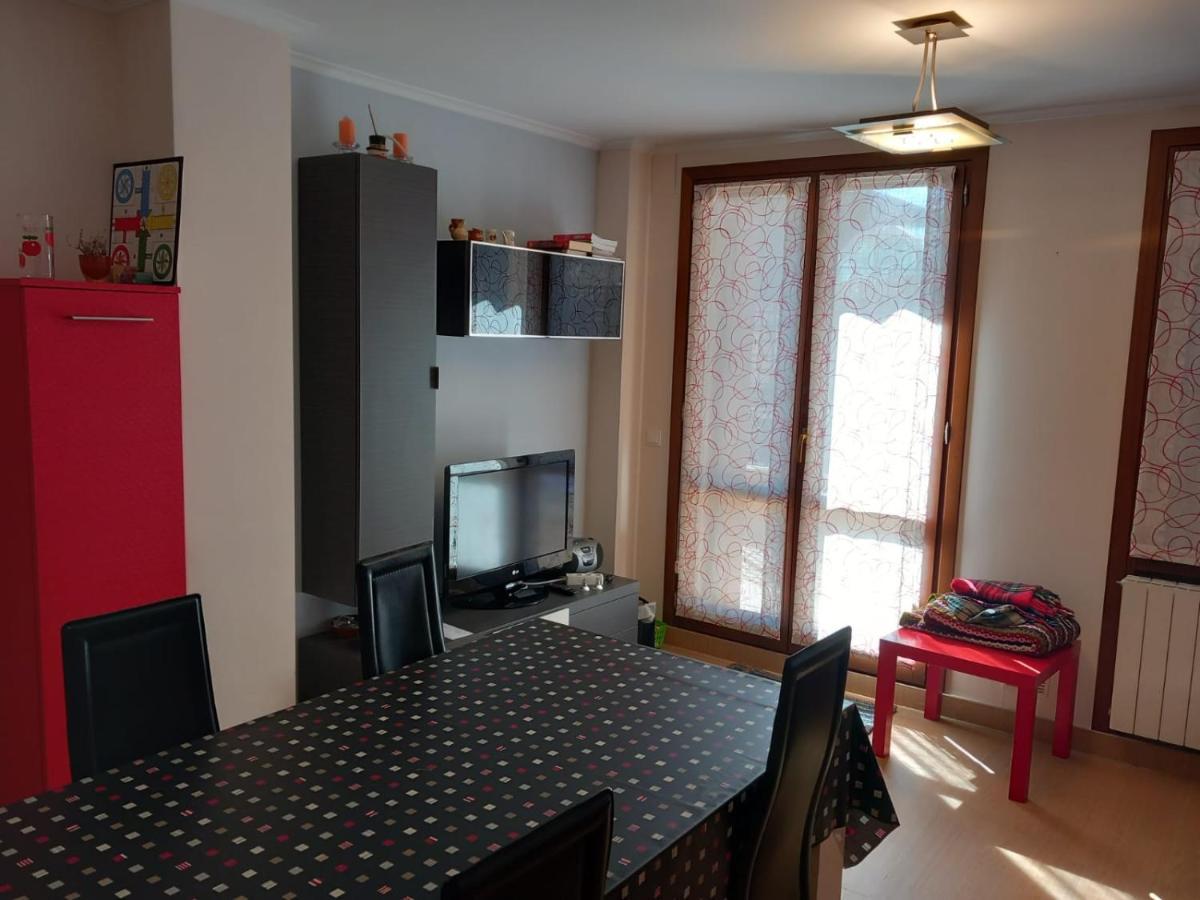 אסקראי Apartamento Villa Maritxu מראה חיצוני תמונה